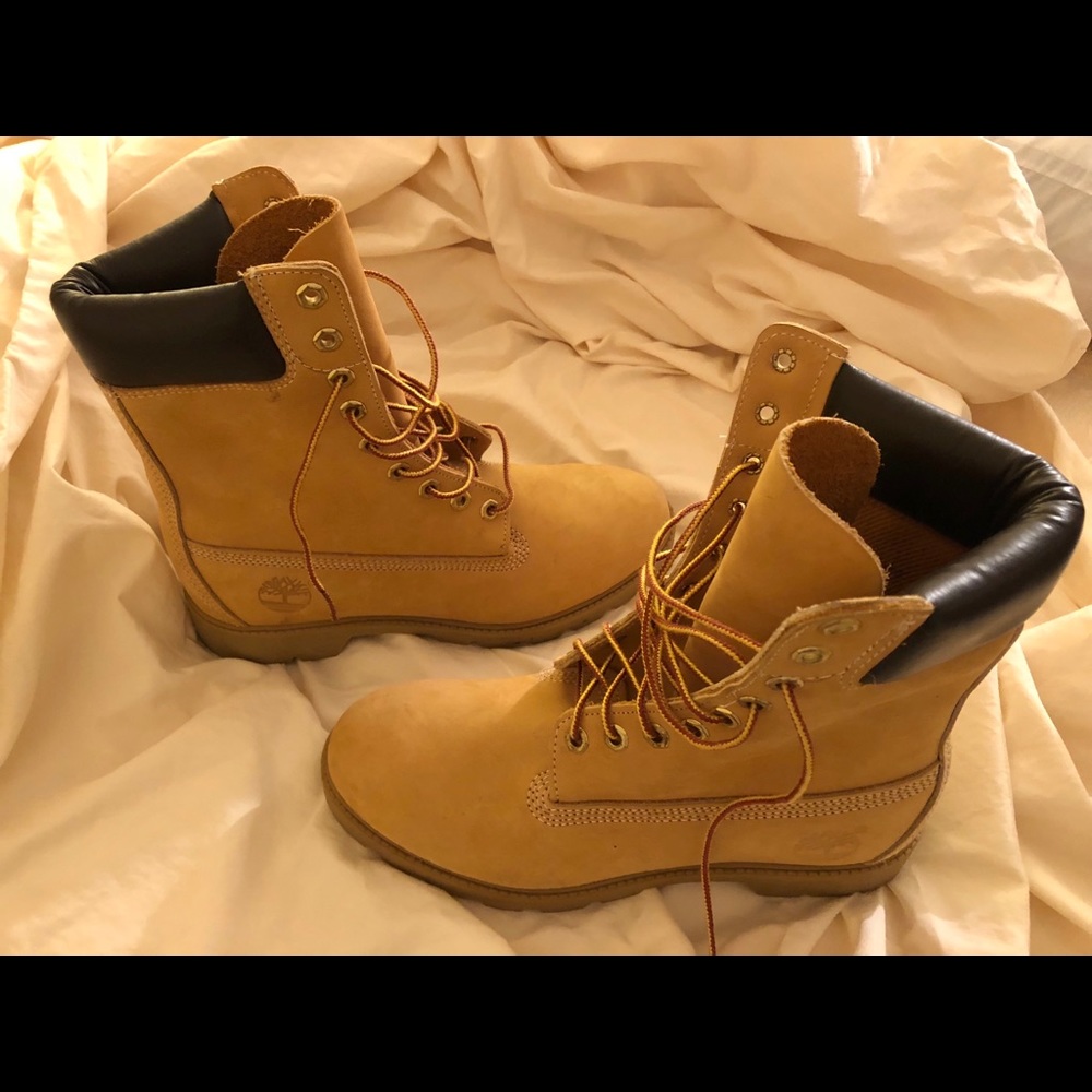 Men’s Timberland boots worn once